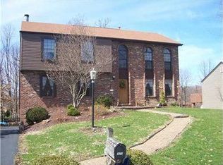 423 Jackson Dr, Apollo, PA 15613