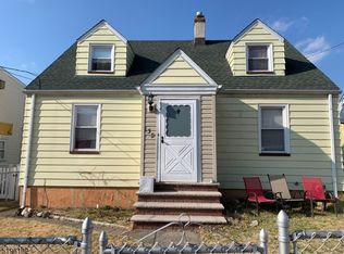 130 Van Riper Ave, Clifton, NJ 07011