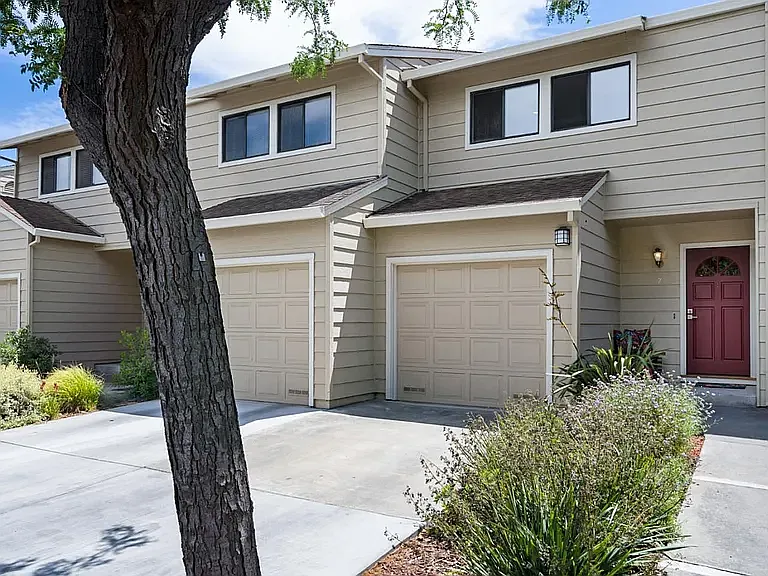 1983 San Luis Ave #7 — Photo 1
