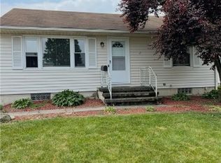 742 Orrville Ave, Cuyahoga Falls, OH 44221