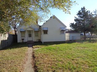 1313 S Nevada Ave, Davenport, IA 52802