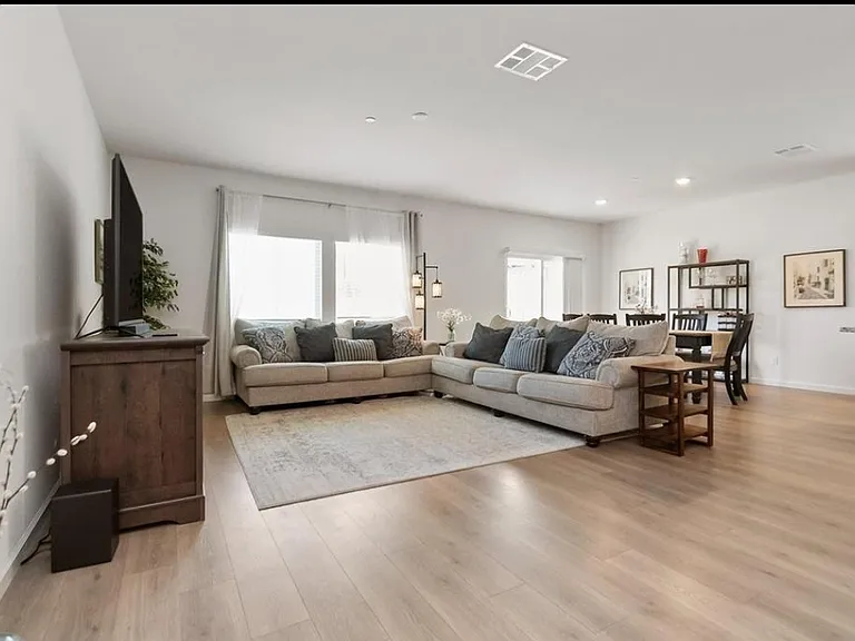 1204 Aspenparke Way — Photo 5