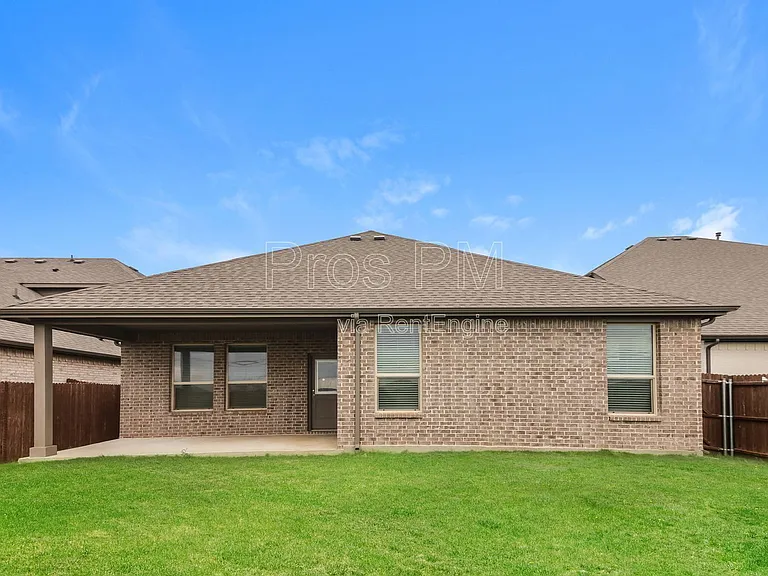 1121 Knightsbridge Rd — Photo 15