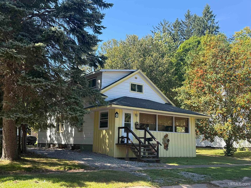 1st image of 116 Iron St