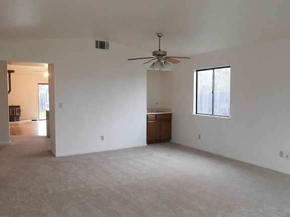 3rd image of 5324 Skycrest Ct