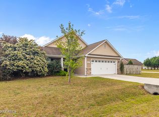300 Connie Ct, Beulaville, NC 28518