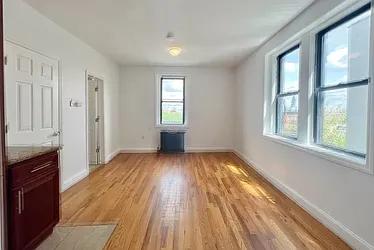 Rented by MADEHOME