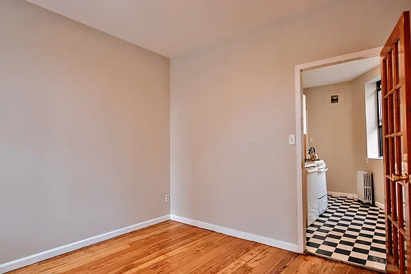 Rented by Compass | media 12