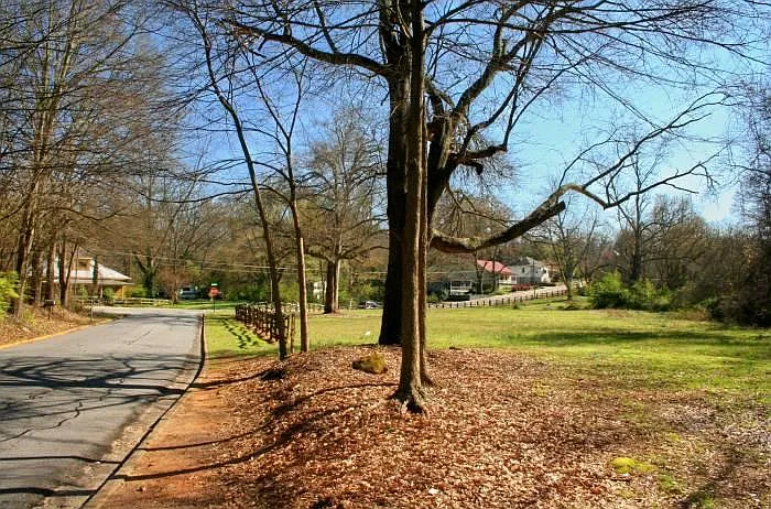 3 bed, 1508 sqft, $1,900 — Photo 2