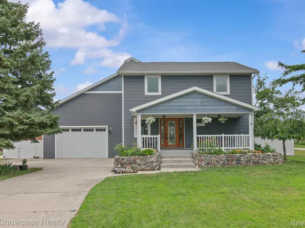 10933 Chicago Rd, Warren, MI 48093