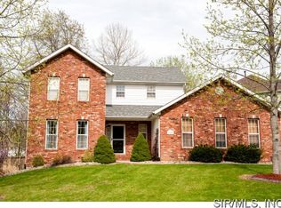100 Michelle Dr, Glen Carbon, IL