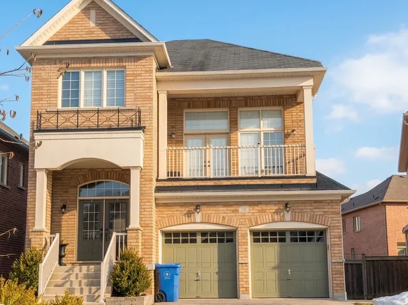 70 Juglans Cres, Whitchurch Stouffville, ON L4A 1S5