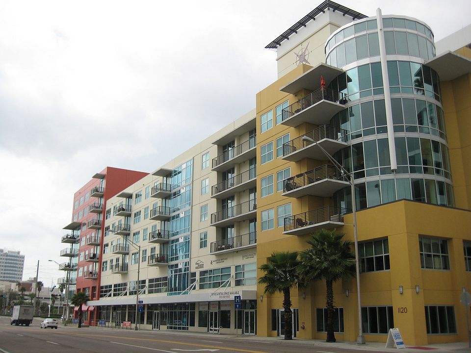 1st image of 1120 E Kennedy Blvd Unit 11