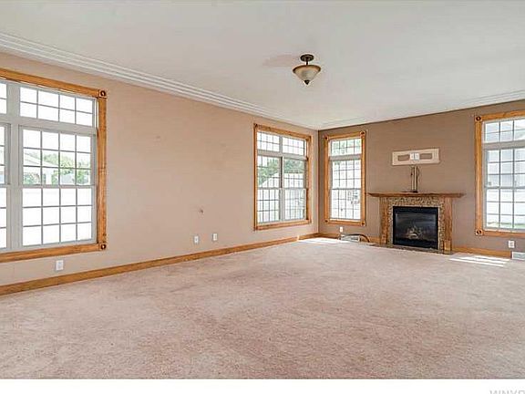 4th image of 3336 Summerset Ct