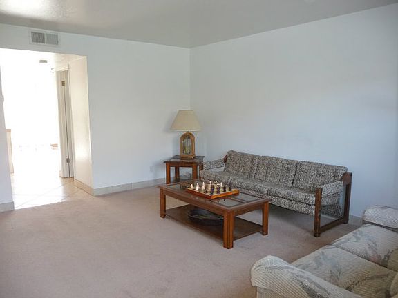 4th image of 130 Harbor Oaks Cir
