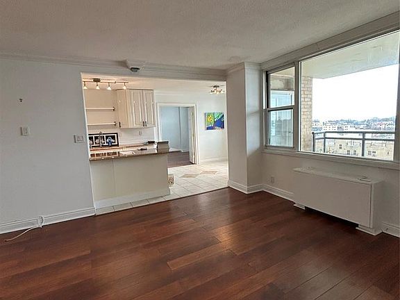 5th image of 2200 Central Rd #9W