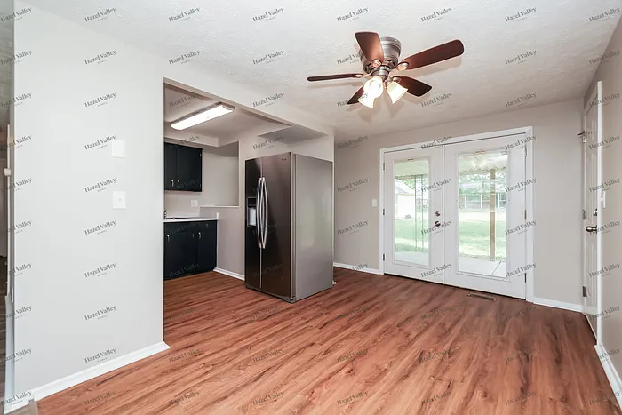 7160 Claybeck Dr — Photo 5