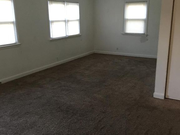 5th image of 1709 Fisher Ave