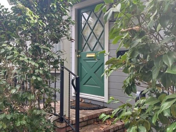 2nd image of 749 Mountain View Ave