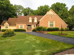 690 Morningside Ct, Zionsville, IN 46077