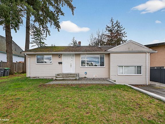 4th image of 14032 Grosvenor Rd