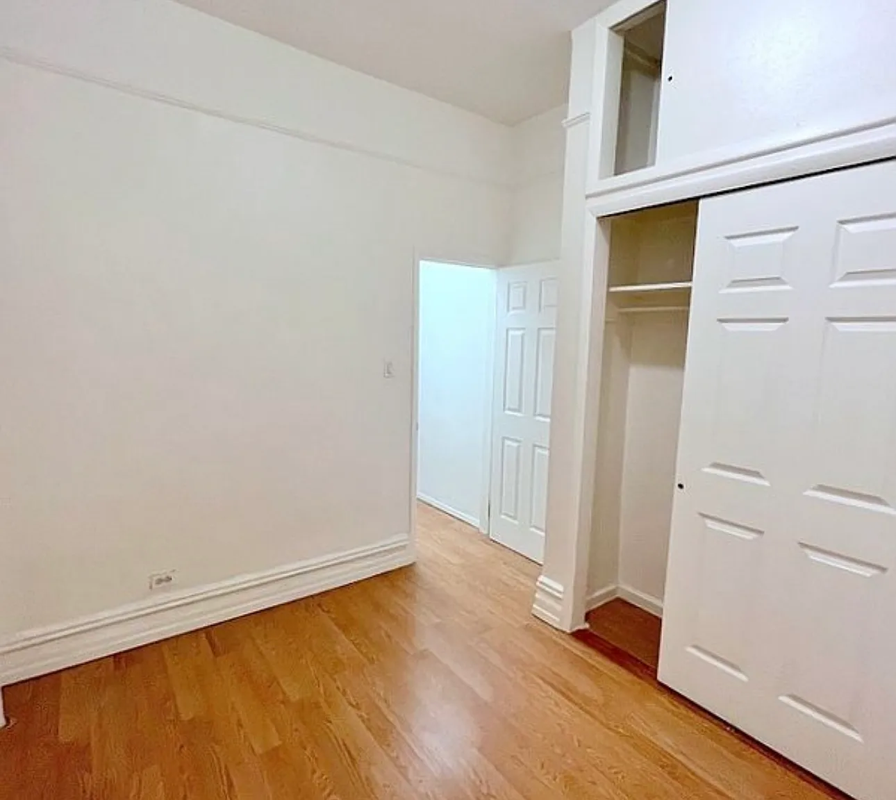 227 West 105th Street — Photo 3