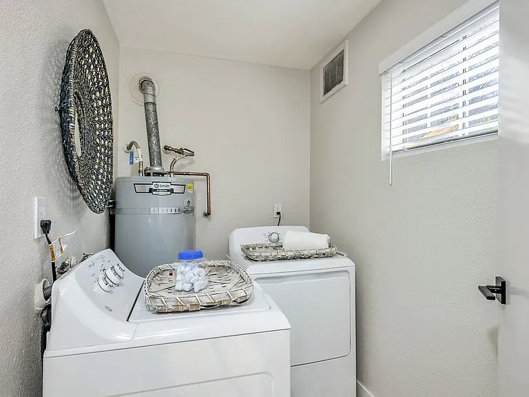 Washer & Dryer