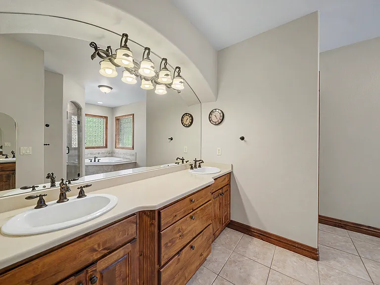 18145 Bakers Farm Rd — Photo 19