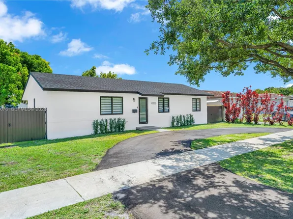 10220 SW 168th St, Miami, FL 33157