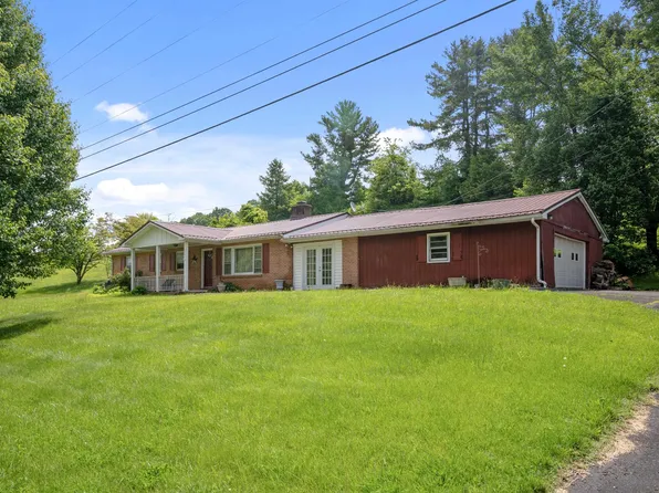 2764 Kirby Rd, Draper, VA 24324