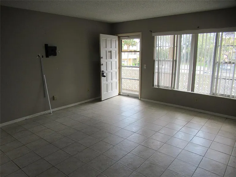 2466 Ecuadorian Way #32 — Photo 5
