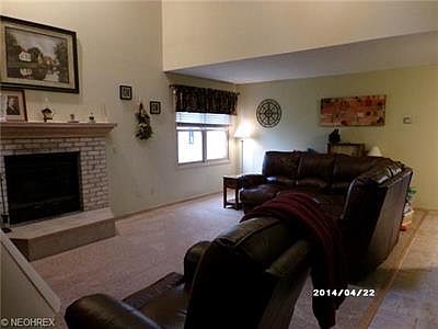 3rd image of 5193 Hanover Dr
