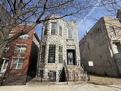 2104 W Washington Blvd, Chicago, IL, 60612