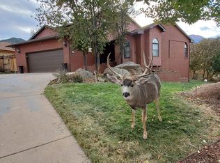 1315 Indian Oaks Pl, Manitou Springs, CO 80829