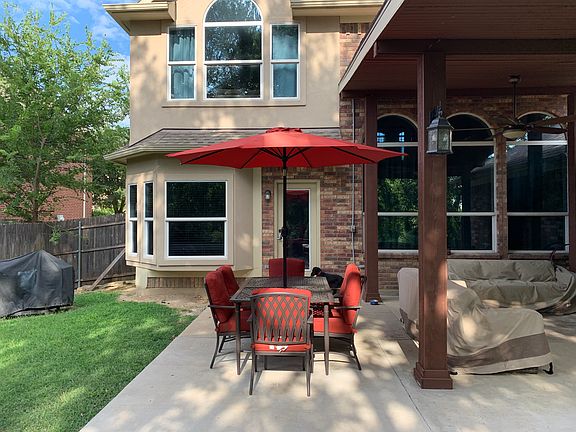 2nd image of 1511 McArthur Dr