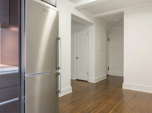 501 West 113th Street 0302 image 6 of 7