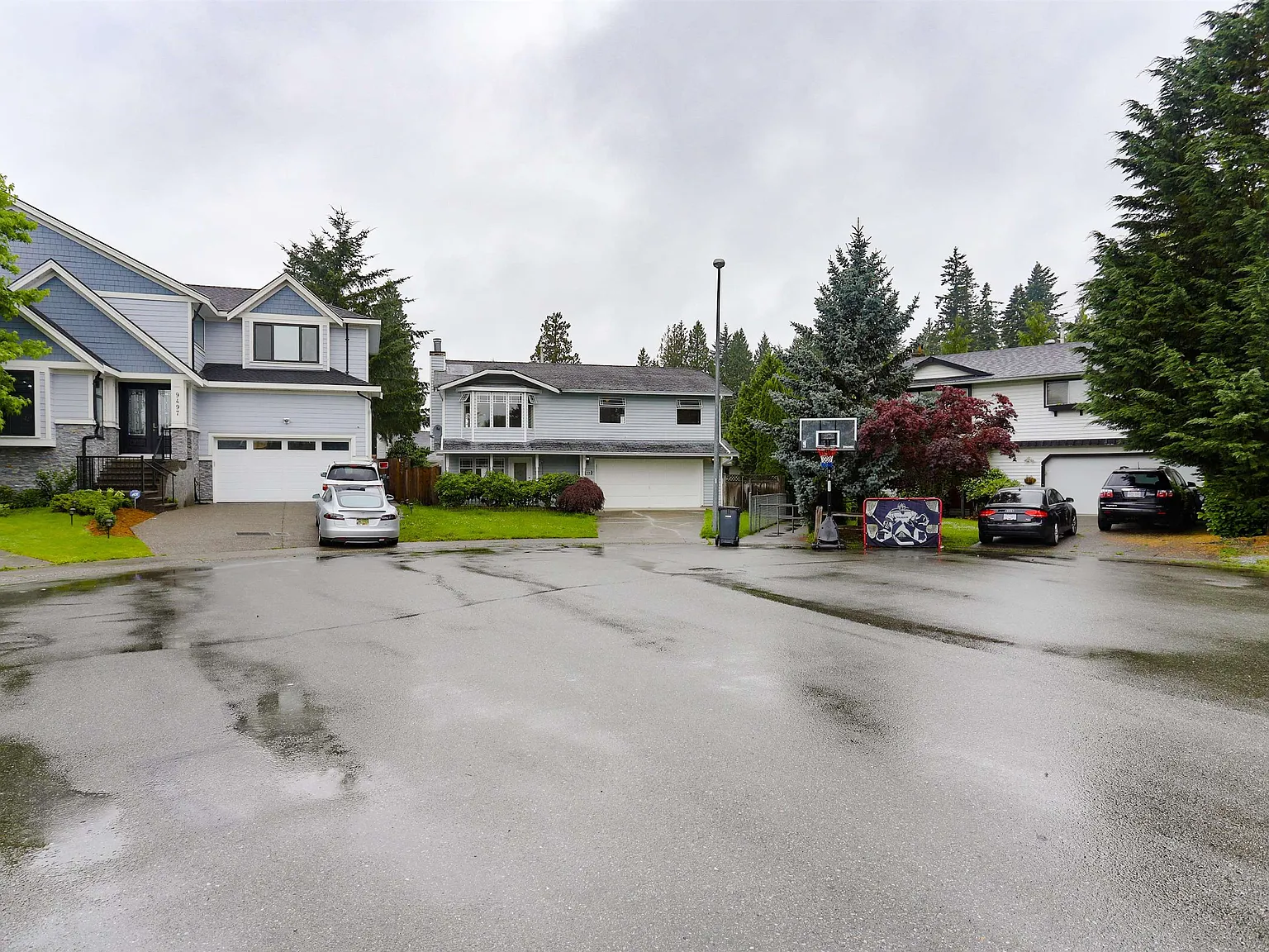 3 bed, 1138 sqft, $3,250 — Photo 2