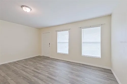 27008 Anthony Ave Photo 1