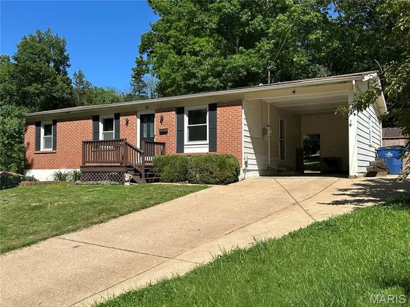 107 Youngridge Dr, Union, MO 63084