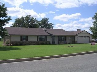 116 Gardenwood Dr, Holdenville, OK 74848