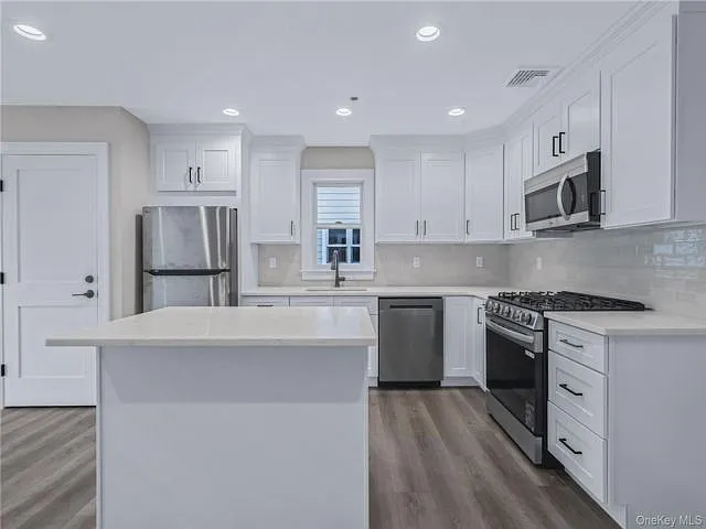 110 School St #1 — Photo 2