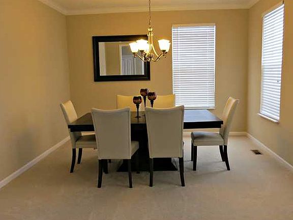 5th image of 4921 Corydon Ln