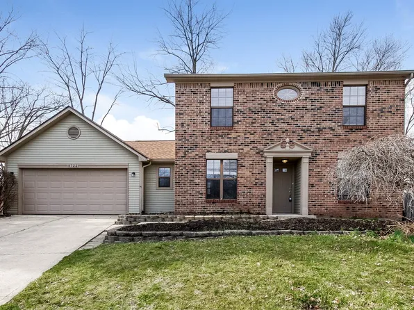 6722 Foxfire Dr, Indianapolis, IN 46214