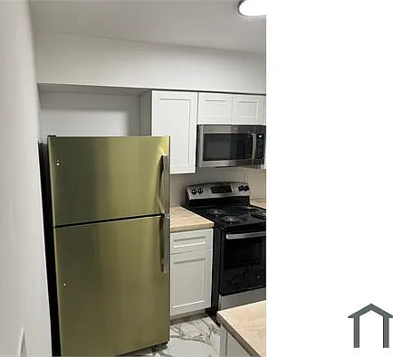 1604 Pine Tree Trl — Photo 1
