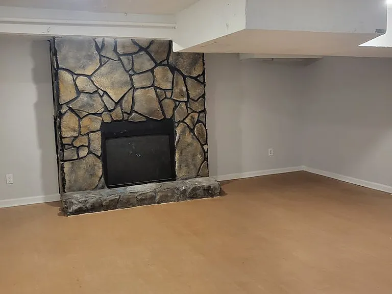 4376 Raven Valley Ct — Photo 18