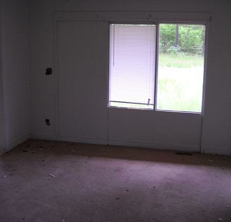 5th image of 1106 Weaver St
