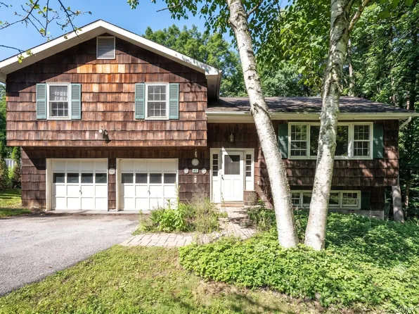 45 Laurelton Road, Mount Kisco, NY 10549