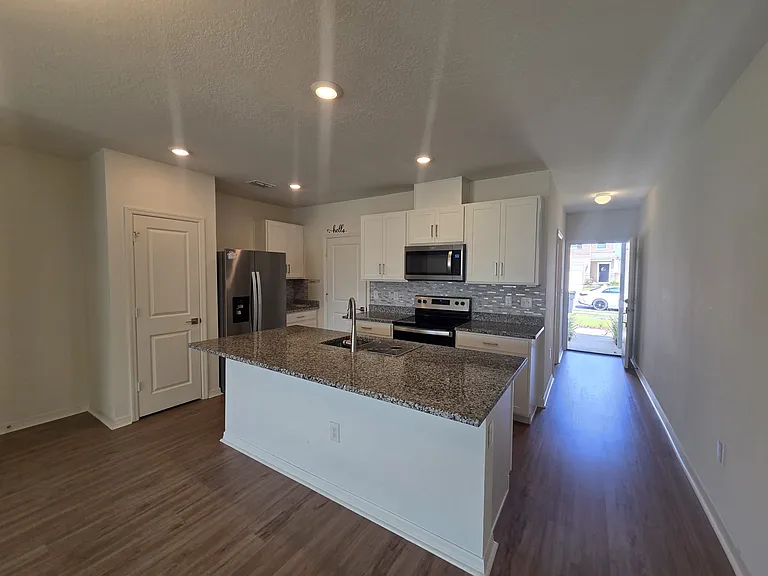 1483 Mirabella Cir — Photo 8