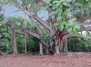 108 Park Ave, Anna Maria, FL 34216