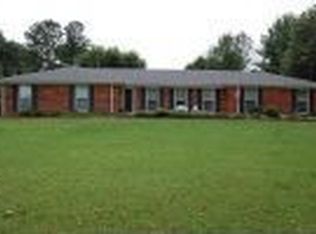 7708 Lakewood Dr, Florence, AL 35634